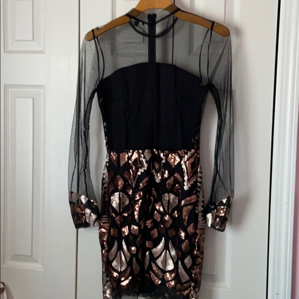 FASHION NOVA SPECIAL OCCASION DRESS - Picture 3 of 3
